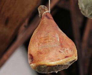 高級ハムのセール情報を見逃さないためのチェックポイントは？